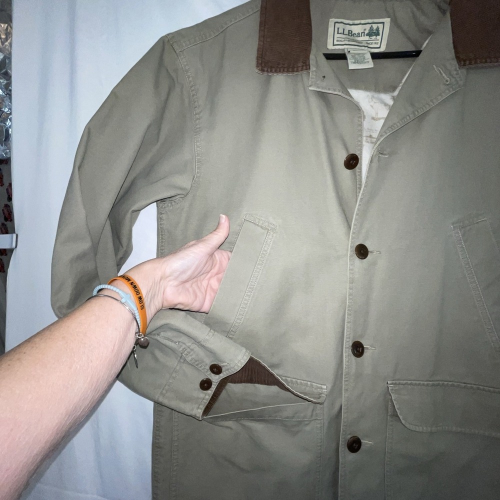 Vtg LL Bean Chore Coat Mens Medium 90s Fish Animal Lined Barn Farm Jacket 0BGW5 - Picture 11 of 16
